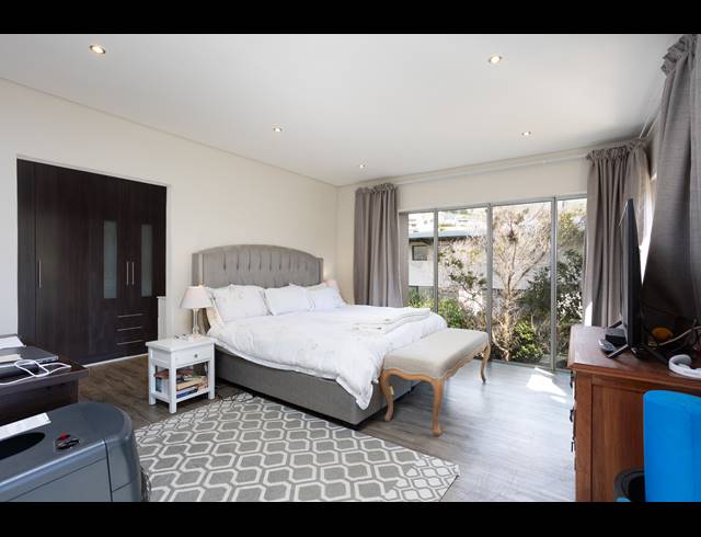 5 BEDROOM FREESTANDING TO LET IN STONEHURST MOUNTAIN ESTATE